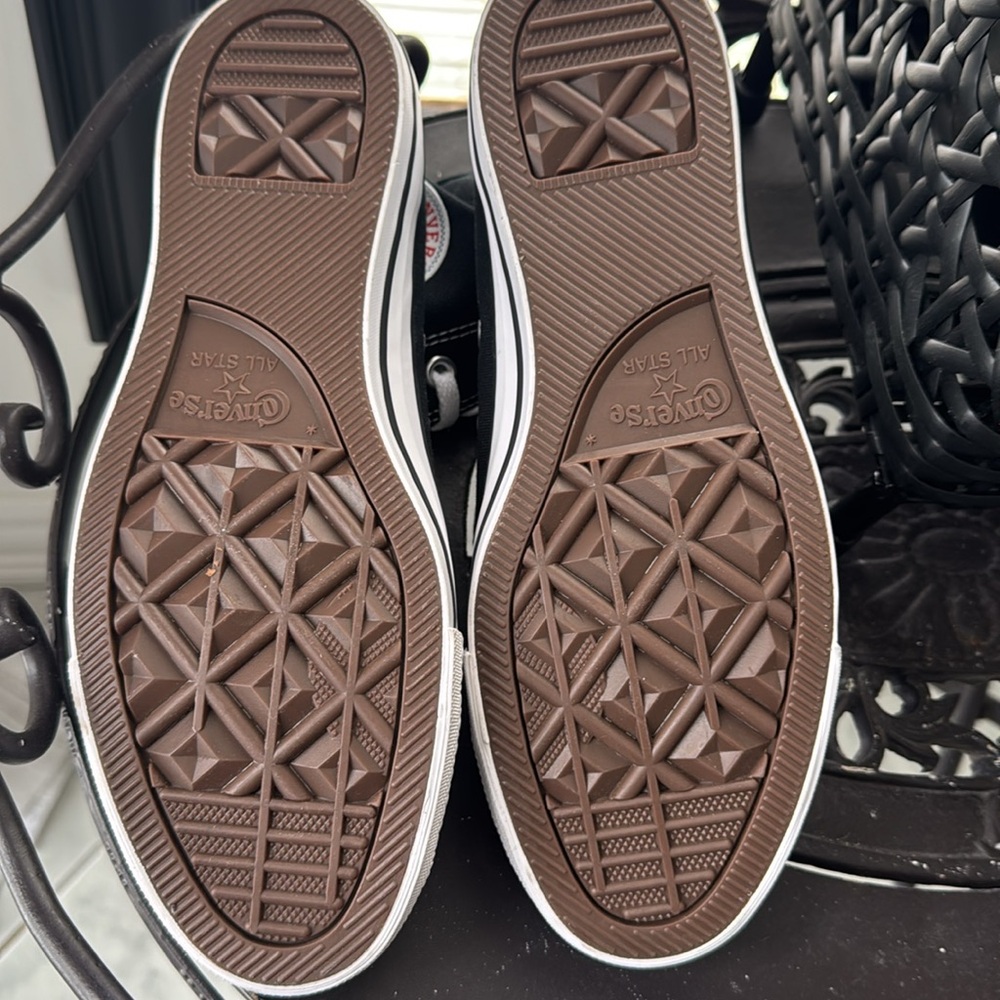 CONVERSE - Special Edition Honda Chuck Talyors - Picture 4 of 6